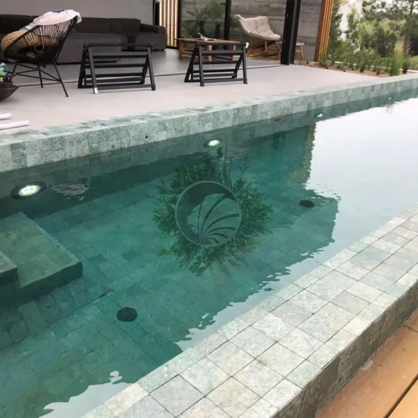 margelle piscine pierre de bali
